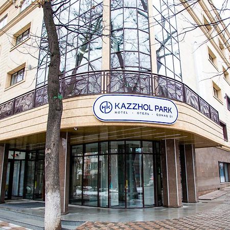 Kazzhol Park Hotel Almaty Ngoại thất bức ảnh