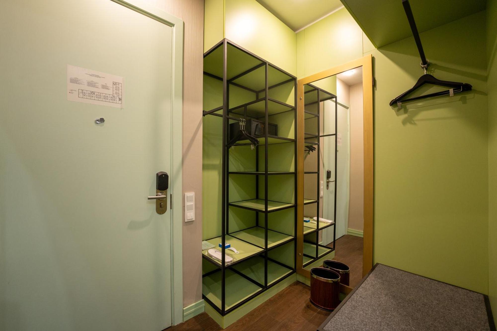 Kazzhol Park Hotel Almaty Ngoại thất bức ảnh