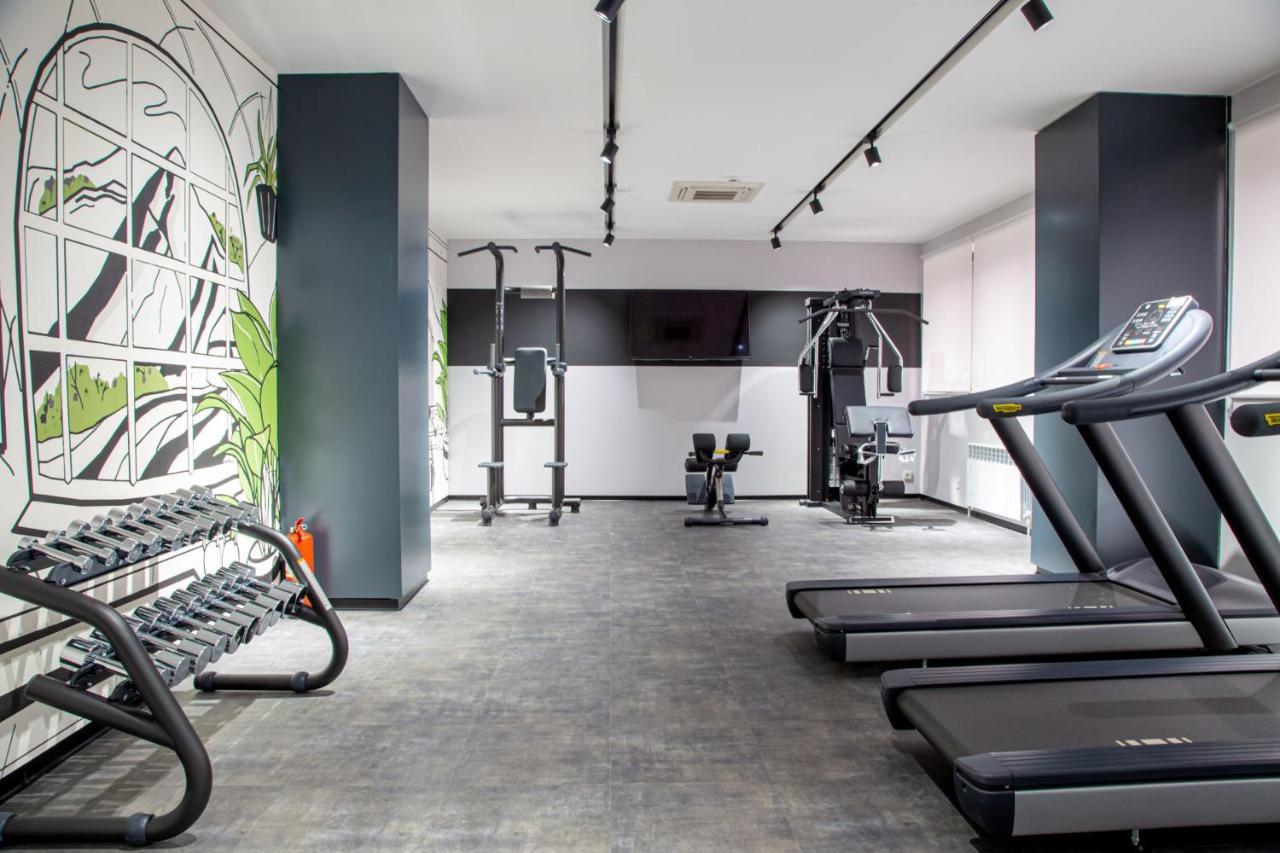 Kazzhol Park Hotel Almaty Ngoại thất bức ảnh