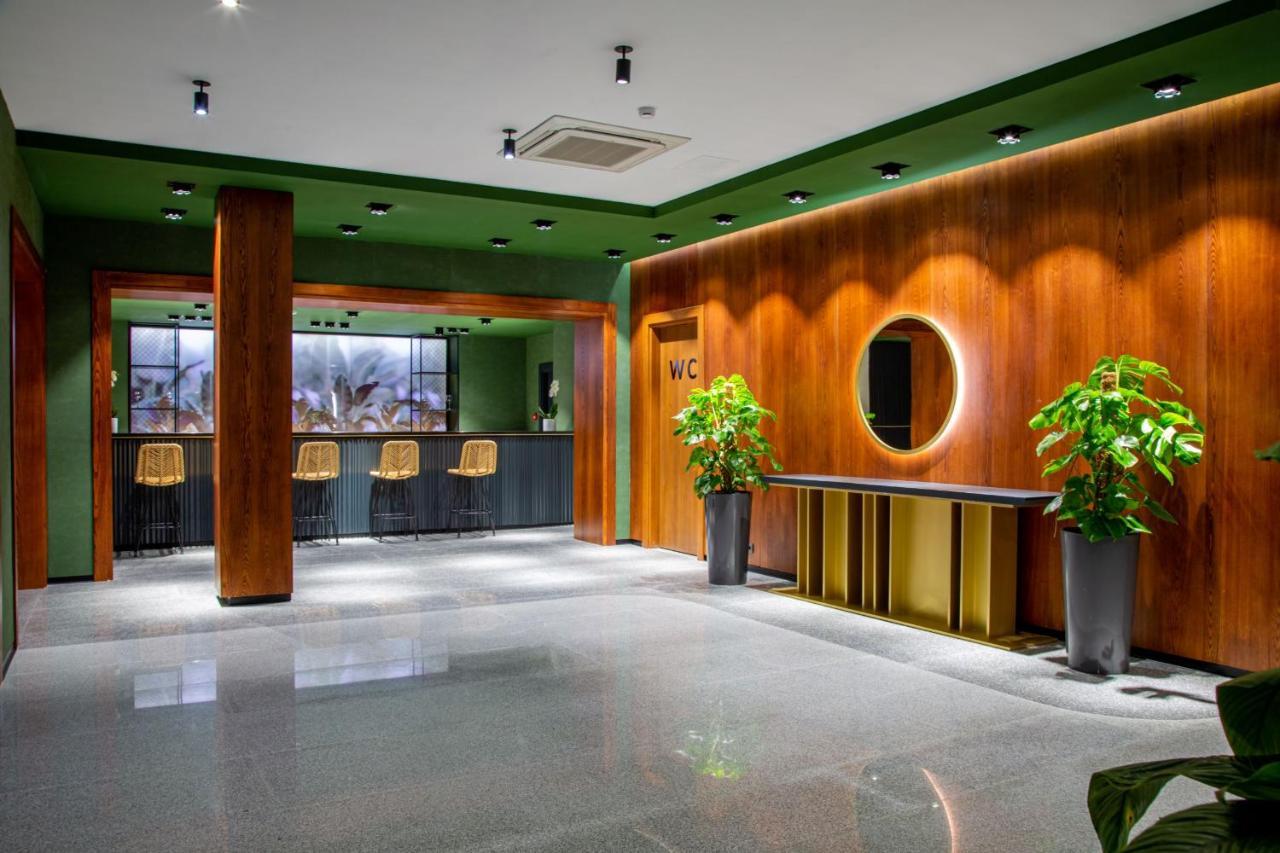 Kazzhol Park Hotel Almaty Ngoại thất bức ảnh